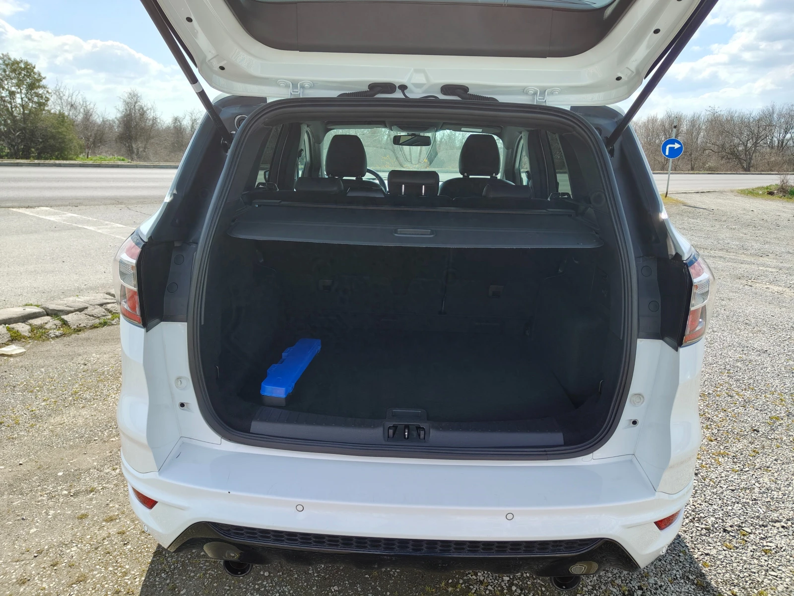 Ford Kuga ST - LINE  FUL EURO 6D 58900 км !!!, снимка 10 - Автомобили и джипове - 53977573