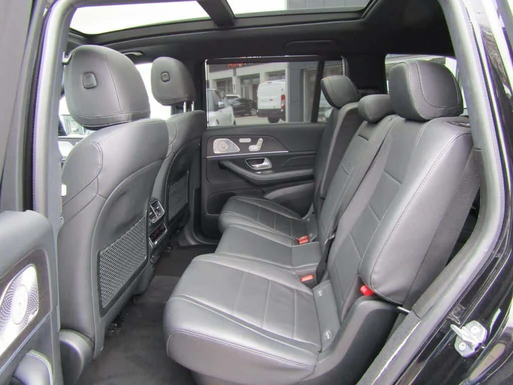 Mercedes-Benz GLS 450 4MATIC AMG/PANO/360/ОБДУХВАНЕ/BURMESTER/ФИКС ЦЕНА, снимка 17 - Автомобили и джипове - 54136223