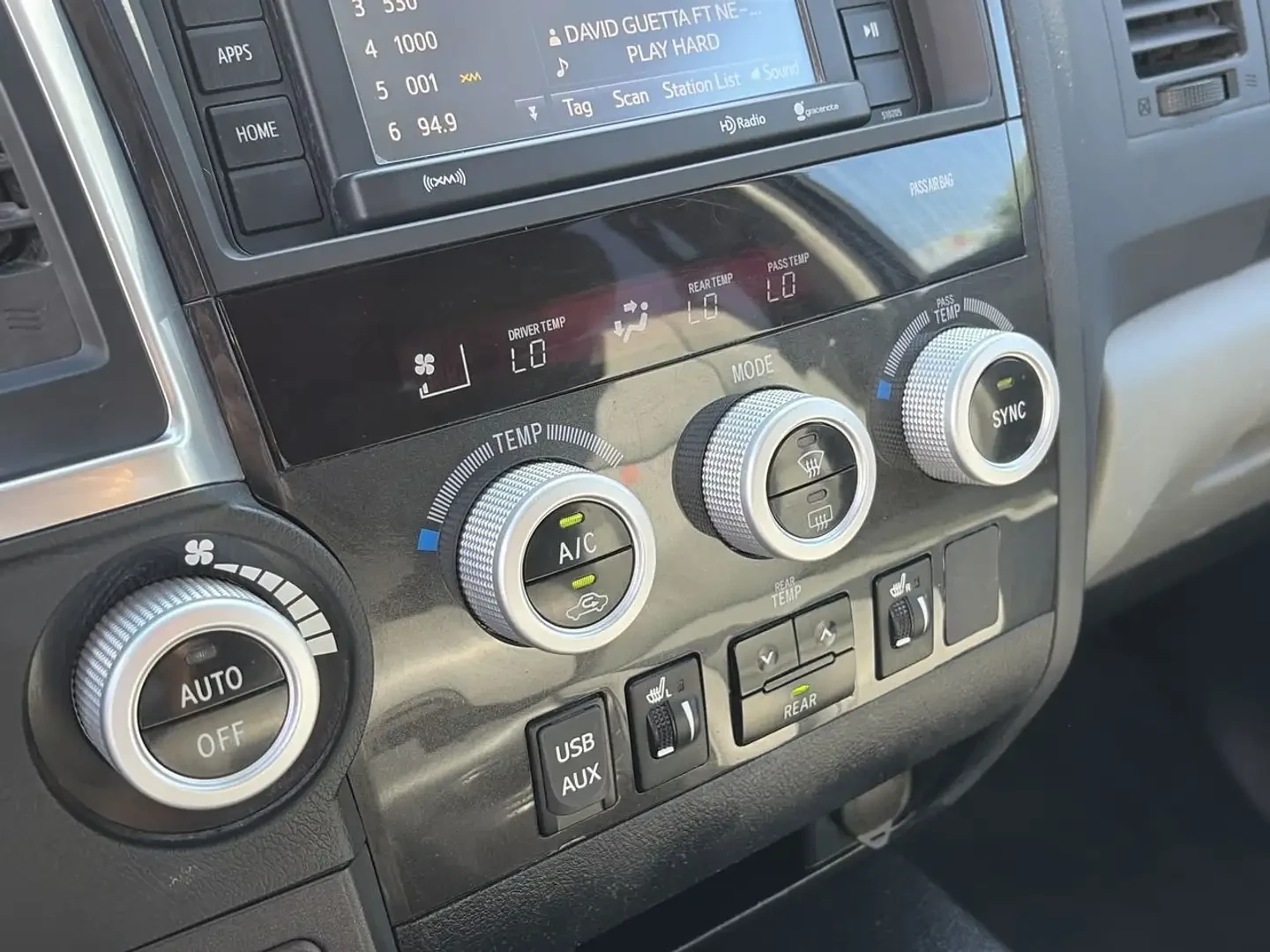 Toyota Sequoia 5.7* V8* �������* ������* ������*  | Mobile.bg � ����������� 12