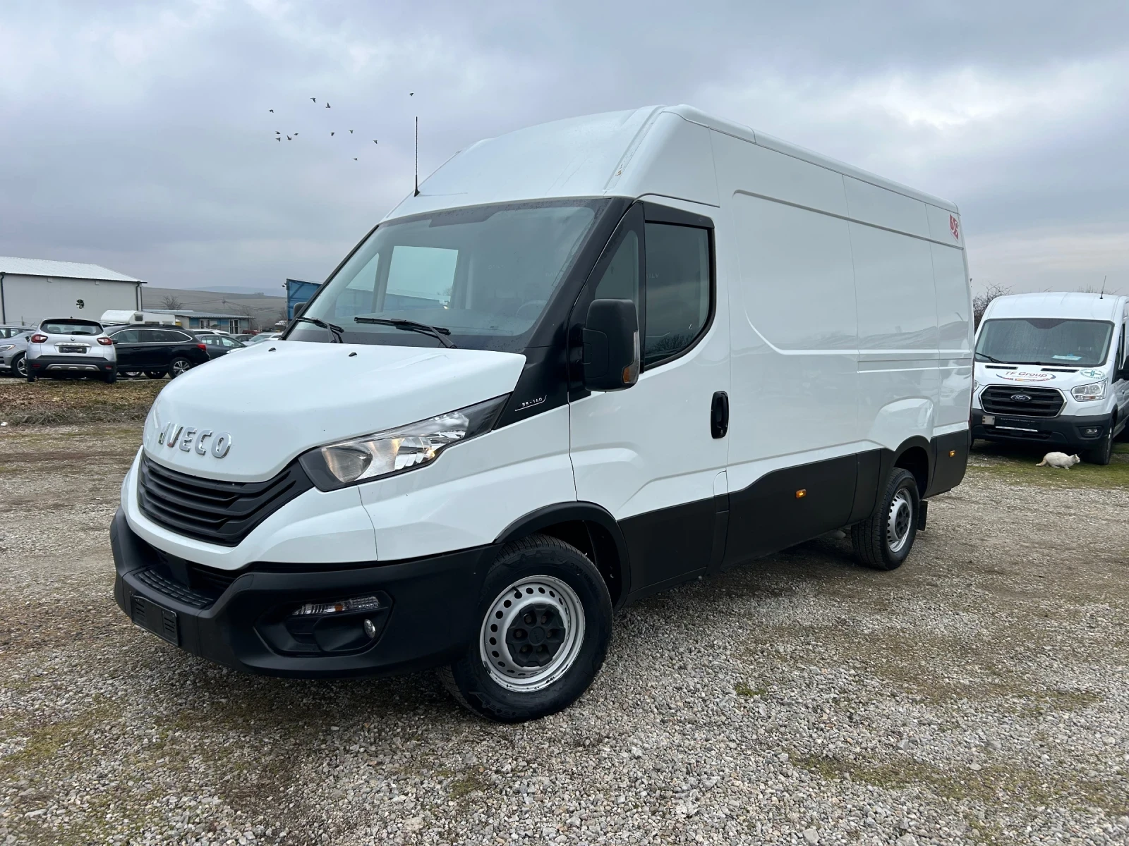 Iveco Daily 136k.c euro6 4-броя, снимка 1