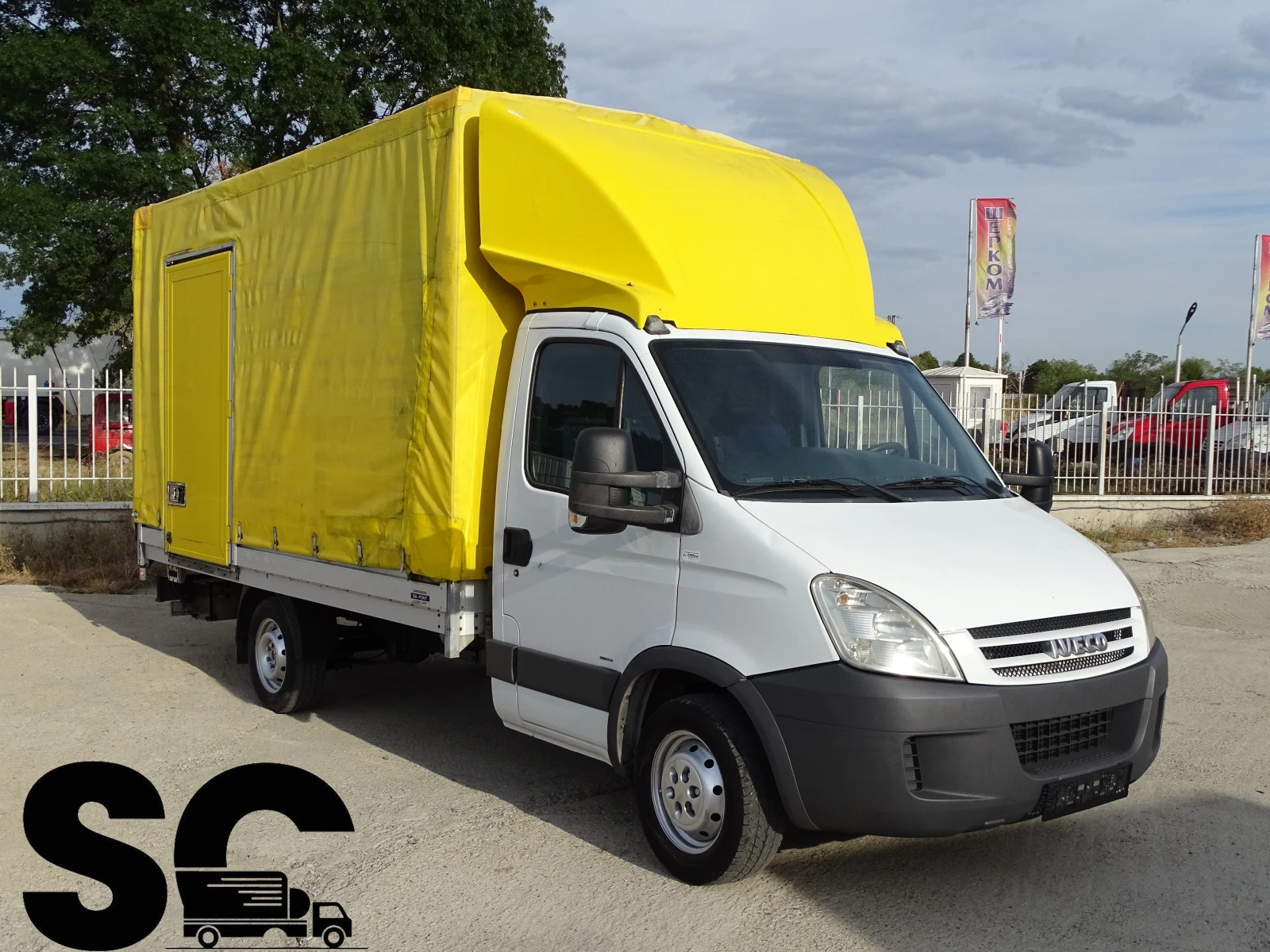 Iveco Daily 35s18 ПАДАЩ БОРД/ШВЕЙЦАРИЯ/АВТОКЪЩА ШЕРКОМ
