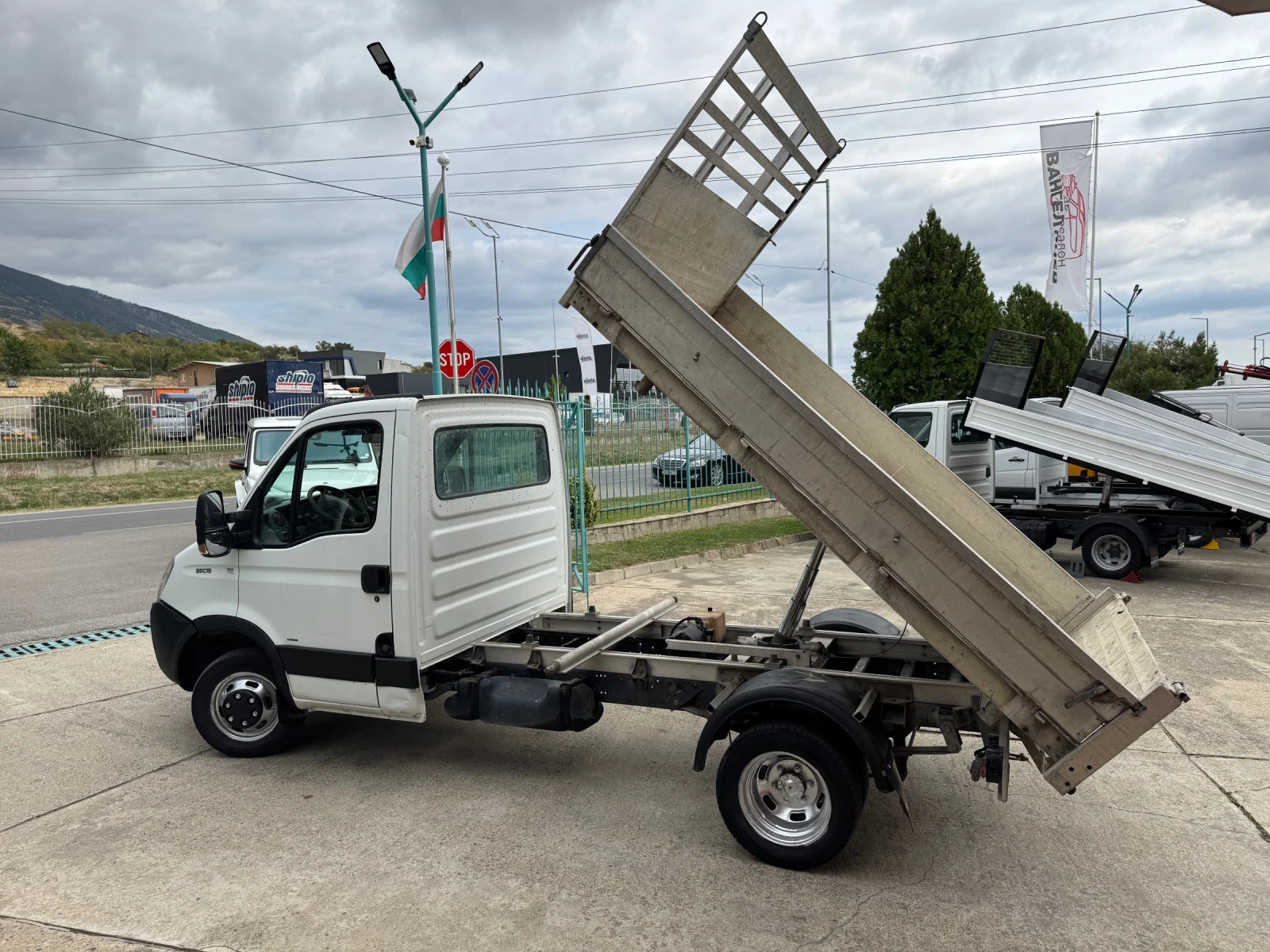 Iveco Daily 3.0HPI* 35C15* Тристранен самосвал* 3.20 метра кош - изображение 6
