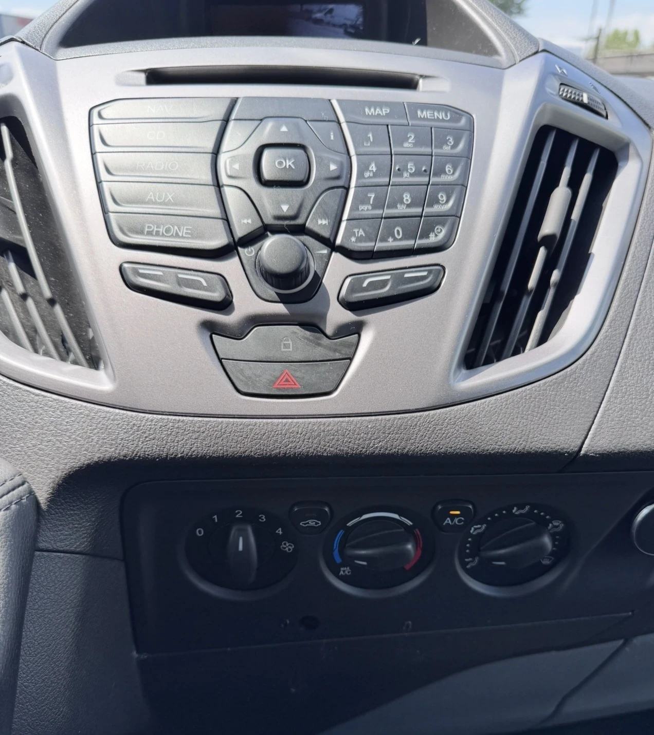 Ford Transit Custom Холандия. Много екстри, снимка 9 - Бусове и автобуси - 54651275