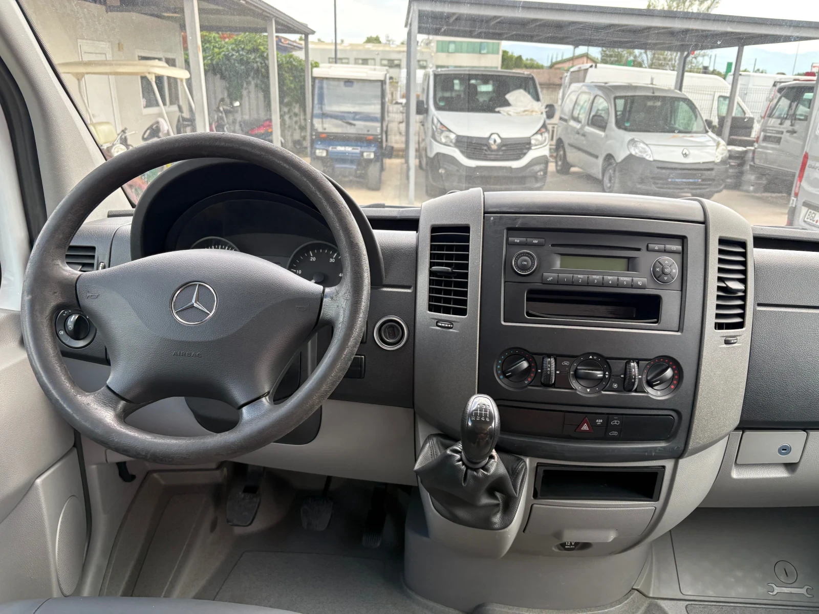 Mercedes-Benz Sprinter 313cdi-Mixto, снимка 2 - Бусове и автобуси - 54739971