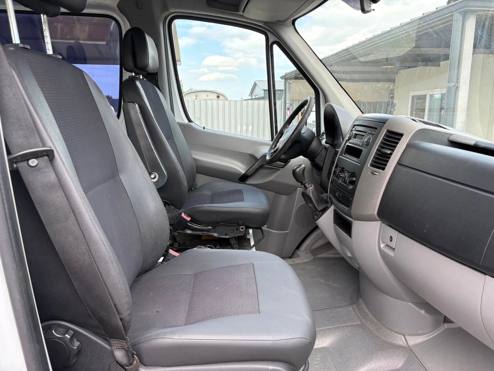 Mercedes-Benz Sprinter 313cdi-Mixto, снимка 14 - Бусове и автобуси - 54739971