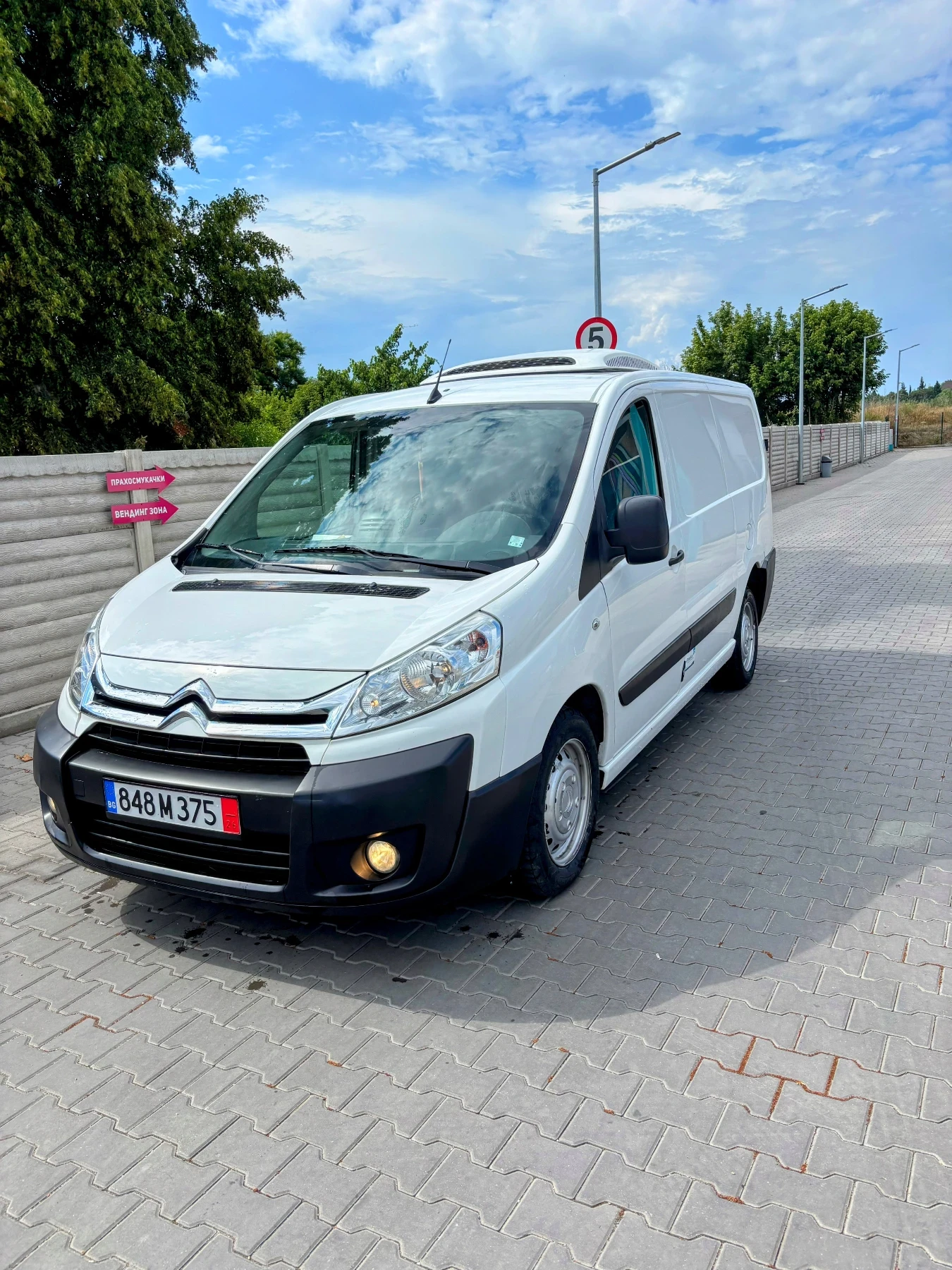 Citroen Jumpy ХЛАДИЛЕН орг.километри и боя