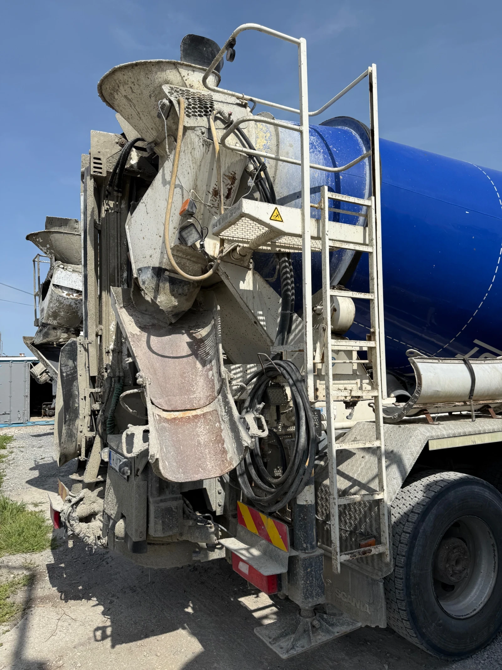 Бетон помпа Scania G490 ЛЕНТА LIEBHERR 16м. 9m3 - изображение 6