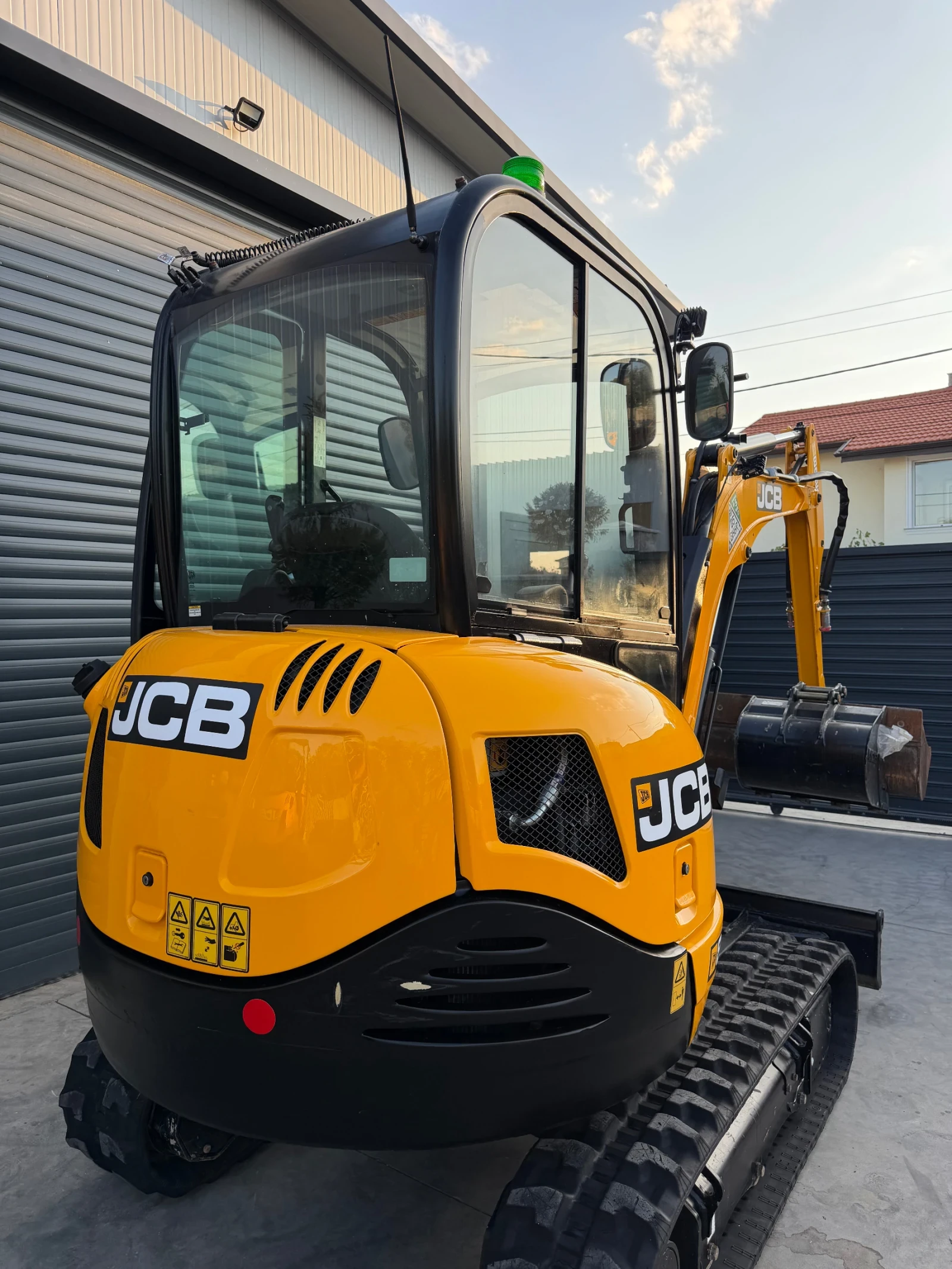 Багер JCB 8026 298мч. 2023г., снимка 6 - Индустриална техника - 55449918