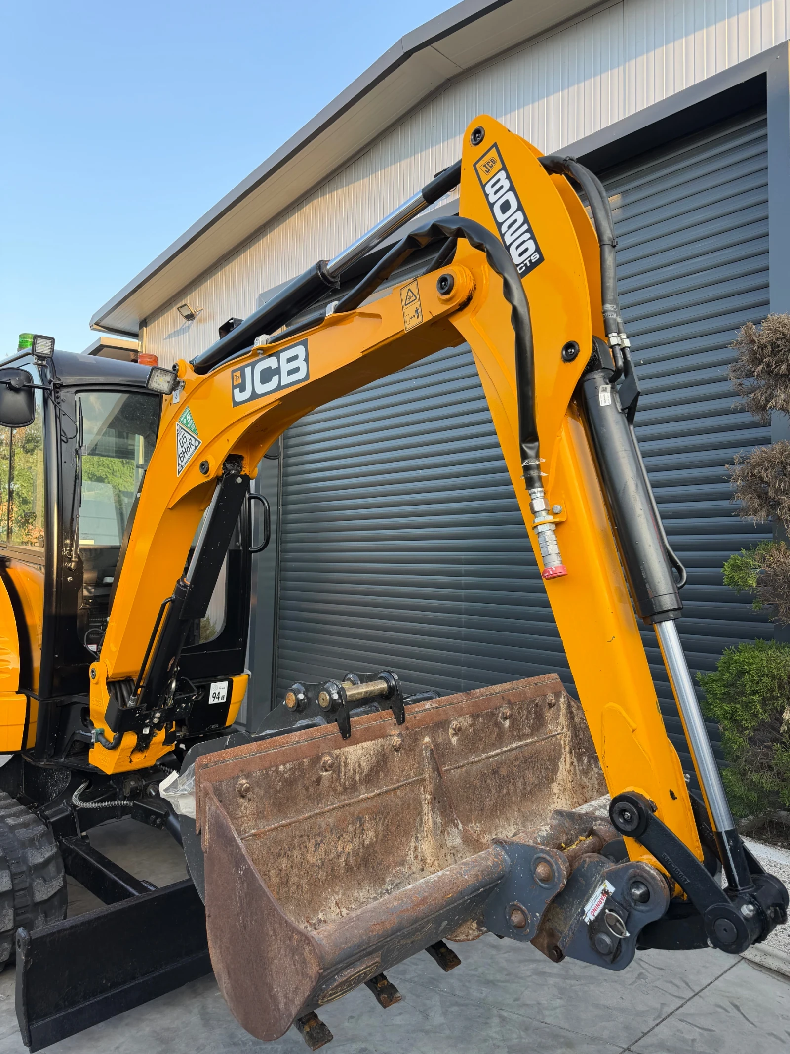 Багер JCB 8026 298мч. 2023г., снимка 3 - Индустриална техника - 55449918