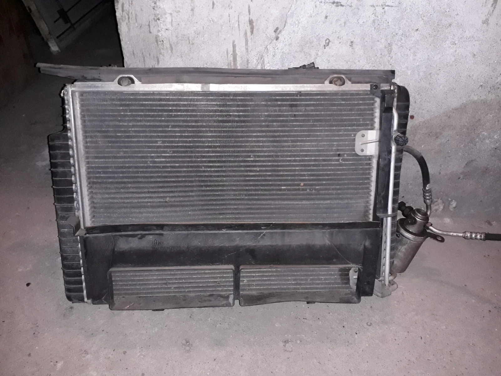 Продавам радиатор, снимка 2 - Части - 53879072