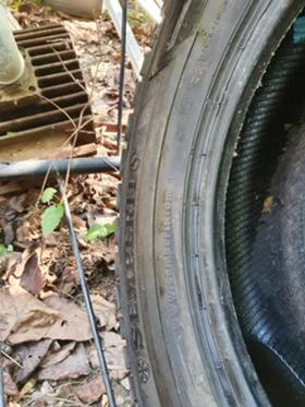 Гуми Зимни 215/65R16, снимка 6