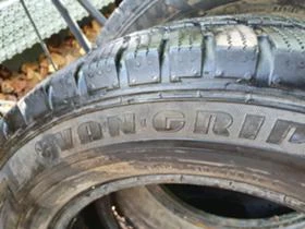 Гуми Зимни 215/65R16, снимка 4