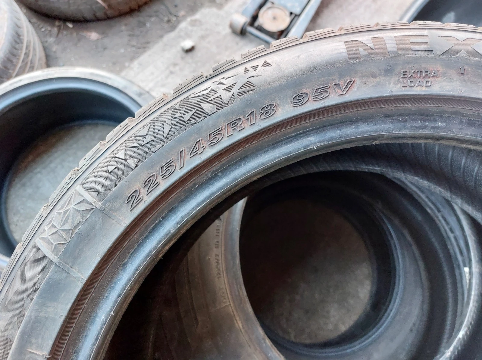 ���� 225/45R18 | Mobile.bg � ����������� 5