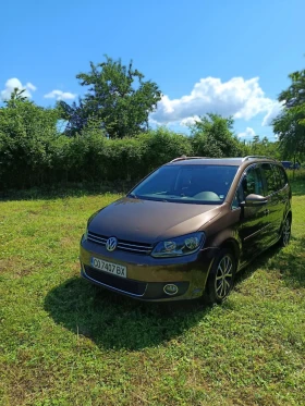 VW Touran 2.0TDI, снимка 2