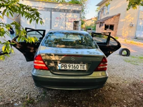 Mercedes-Benz C 200, снимка 3