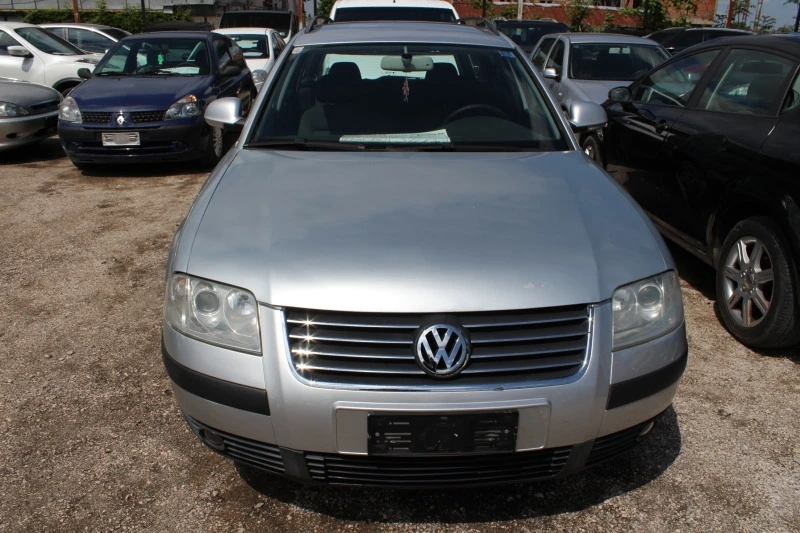 VW Passat 1.9TDI НОВ ВНОС, снимка 2 - Автомобили и джипове - 47403630