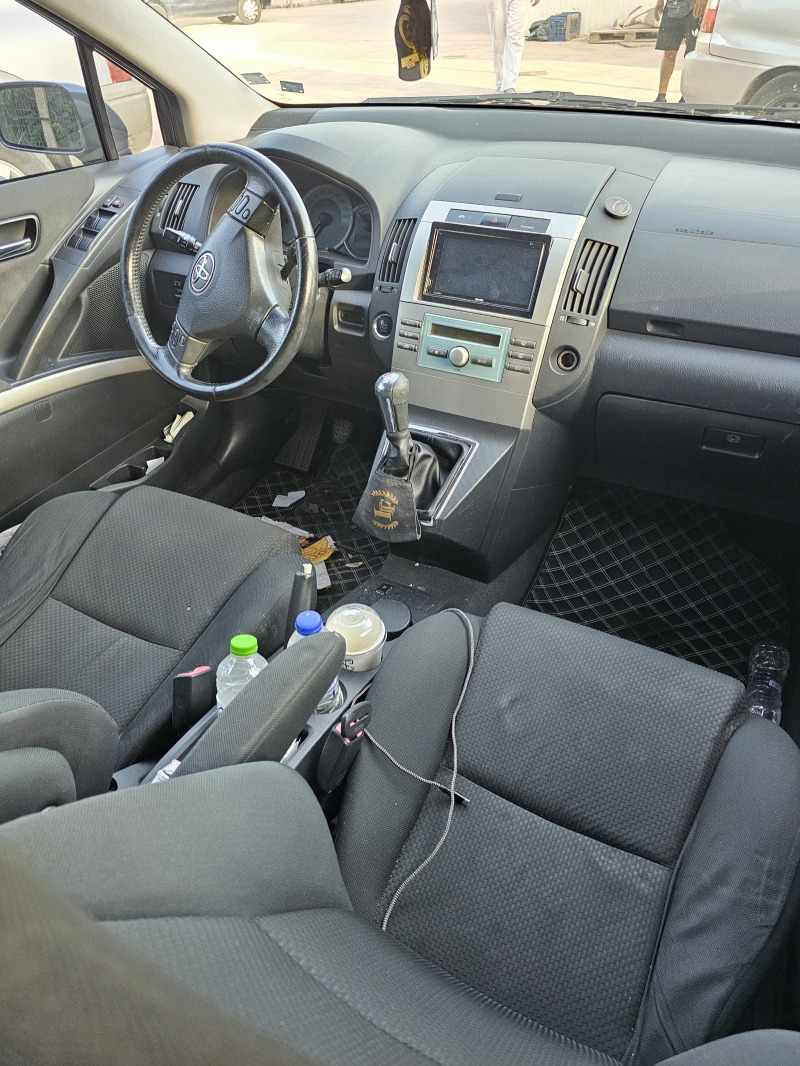 Toyota Corolla verso САМО НА ЧАСТИ, снимка 5 - Автомобили и джипове - 46053597