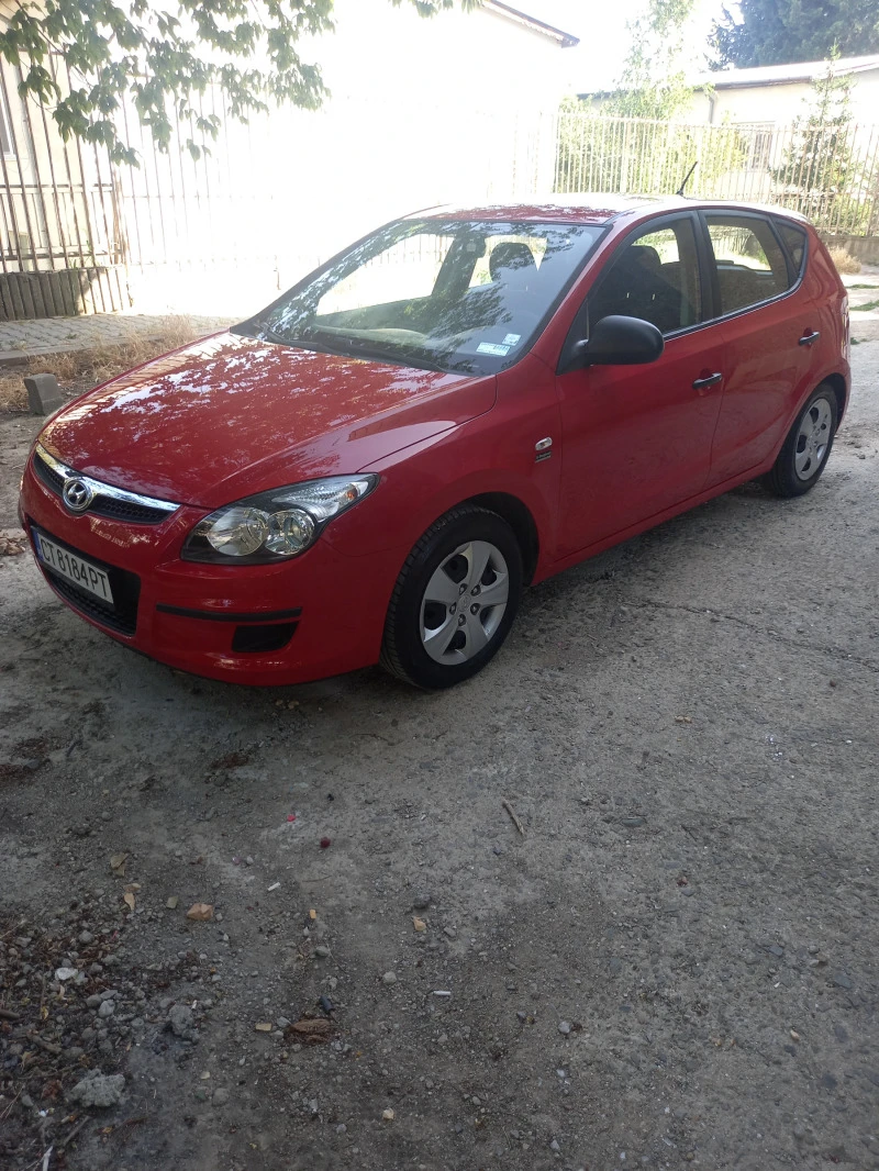 Hyundai I30 1.4i, снимка 2 - Автомобили и джипове - 47647504