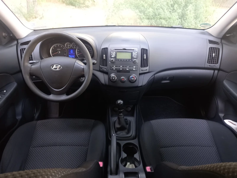 Hyundai I30 1.4i, снимка 6 - Автомобили и джипове - 47647504