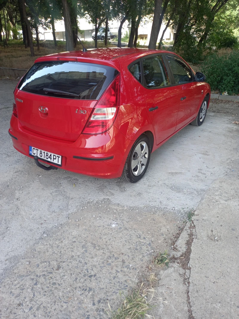 Hyundai I30 1.4i, снимка 4 - Автомобили и джипове - 47647504