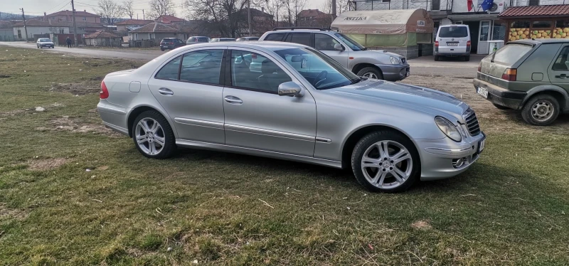 Mercedes-Benz E 320 e 320, снимка 5 - Автомобили и джипове - 48481669