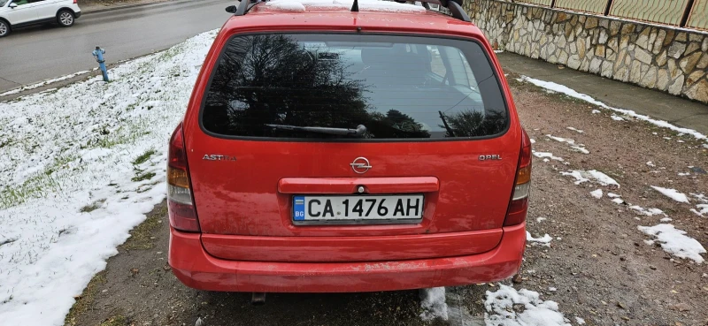 Opel Astra 2.0 DTL, снимка 4 - Автомобили и джипове - 47946127