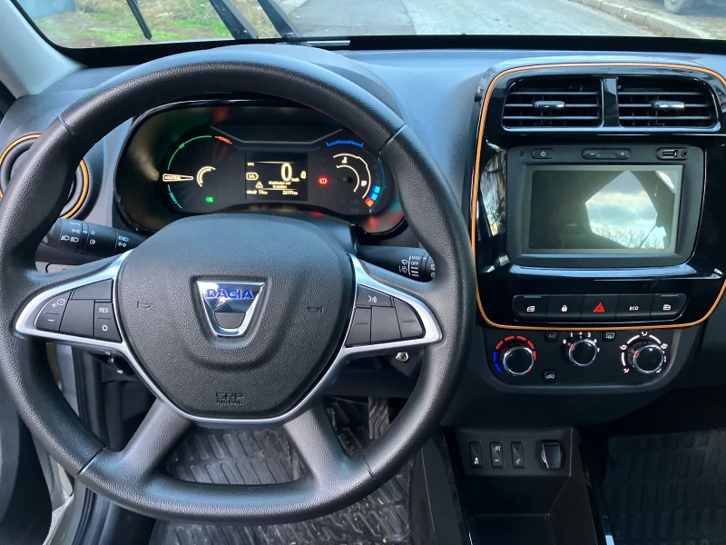 Dacia Spring Comfort Plus Прочетете описанието!!, снимка 10 - Автомобили и джипове - 47977635