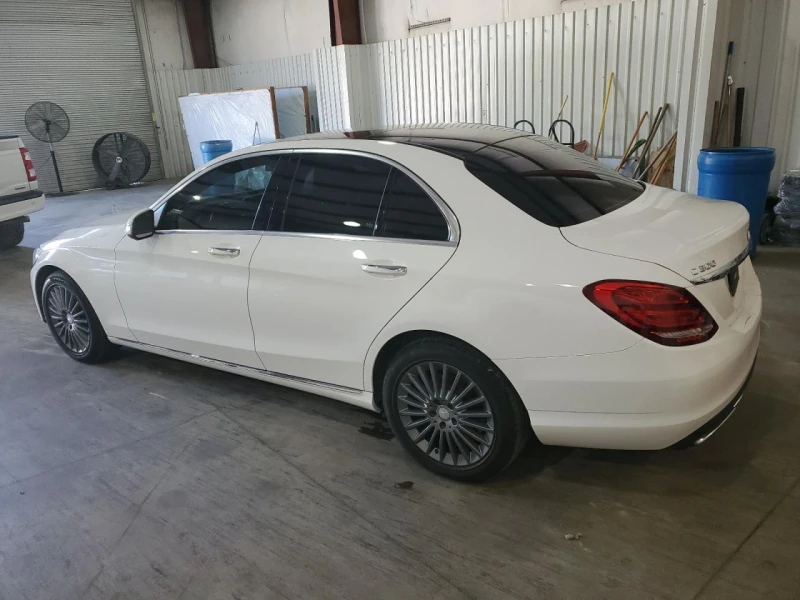 Mercedes-Benz C 300, снимка 2 - Автомобили и джипове - 48158125