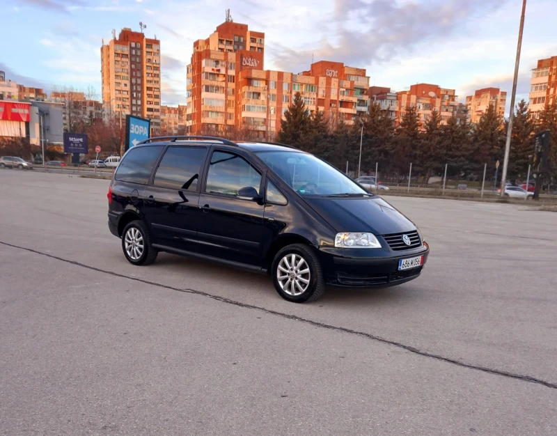 VW Sharan 1.9 TDi/131, снимка 1 - Автомобили и джипове - 48635740