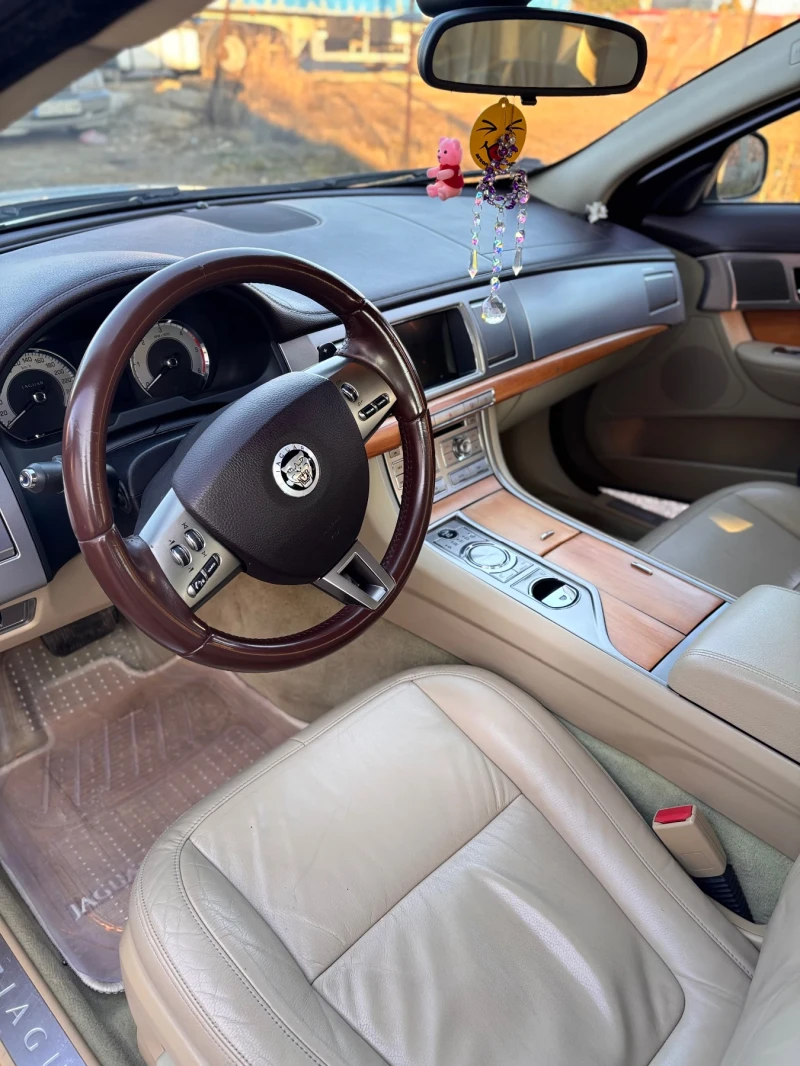 Jaguar Xf, снимка 5 - Автомобили и джипове - 49084745