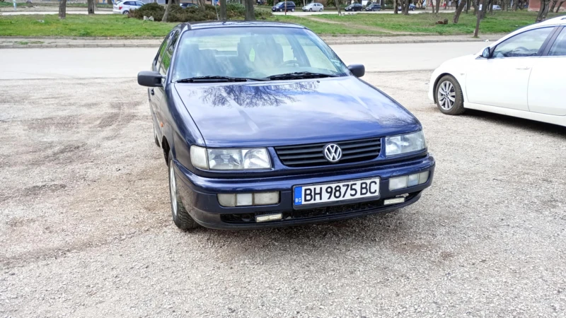 VW Passat, снимка 1 - Автомобили и джипове - 49547091