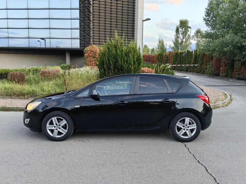 Opel Astra 1.4 i ГАЗ, снимка 4 - Автомобили и джипове - 51110628