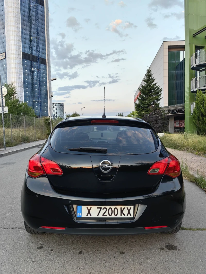 Opel Astra 1.4 i ГАЗ, снимка 8 - Автомобили и джипове - 51110628