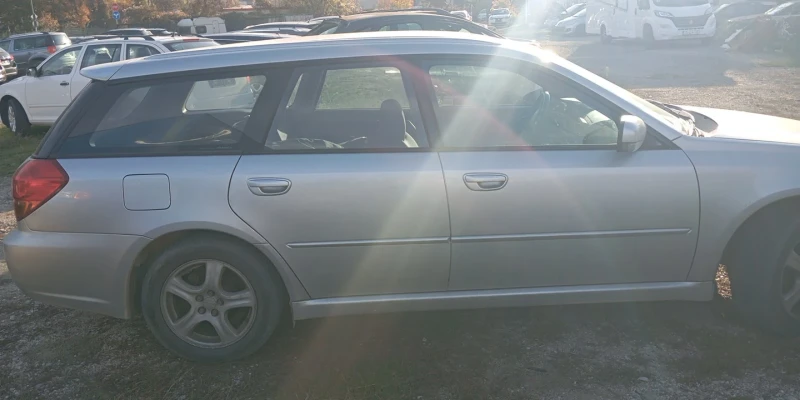 Subaru Legacy 2.0R, снимка 3 - Автомобили и джипове - 52297459