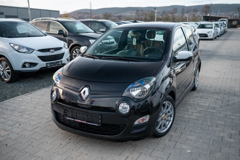 Renault Twingo 1.2* бензин* 2013г