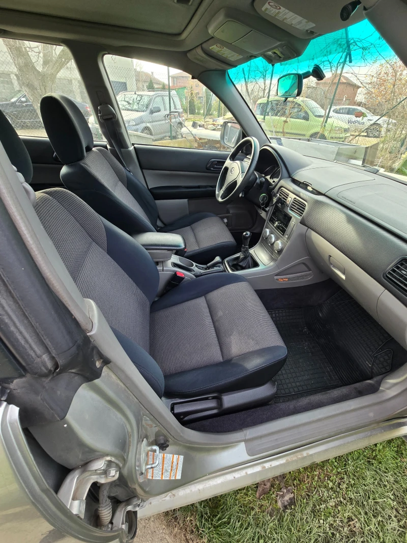 Subaru Forester SG/LPG/РЕАЛНИ КМ, снимка 8 - Автомобили и джипове - 52842632