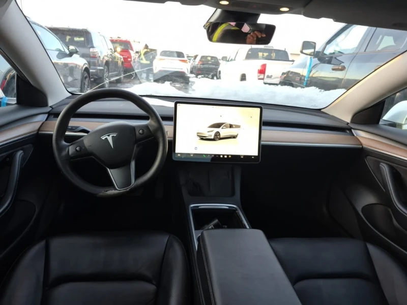 Tesla Model 3 * LONG RANGE * CARFAX * БЕЗ ПЪРВОНАЧАЛНА ВНОСКА, снимка 11 - Автомобили и джипове - 52920234