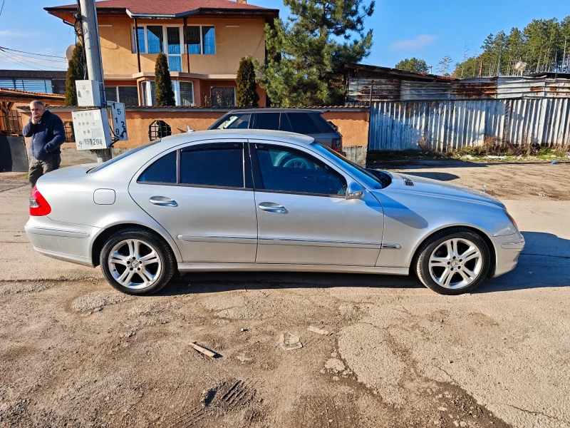 Mercedes-Benz E 320, снимка 4 - Автомобили и джипове - 53151096