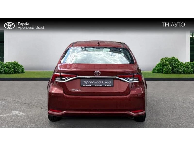 Toyota Corolla SDN 1.5 6MT EXECUTIVE MY25 - НОВА, снимка 4 - Автомобили и джипове - 54843877