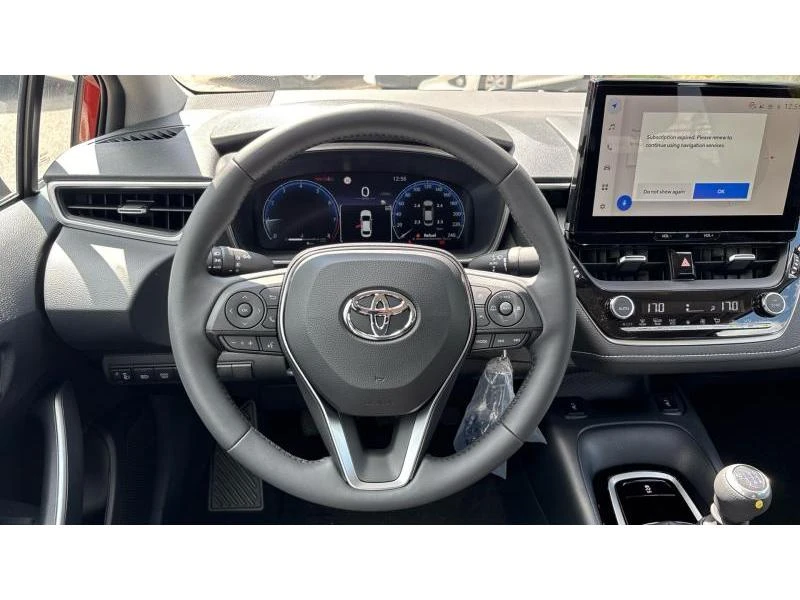 Toyota Corolla SDN 1.5 6MT EXECUTIVE MY25 - НОВА, снимка 13 - Автомобили и джипове - 54843877