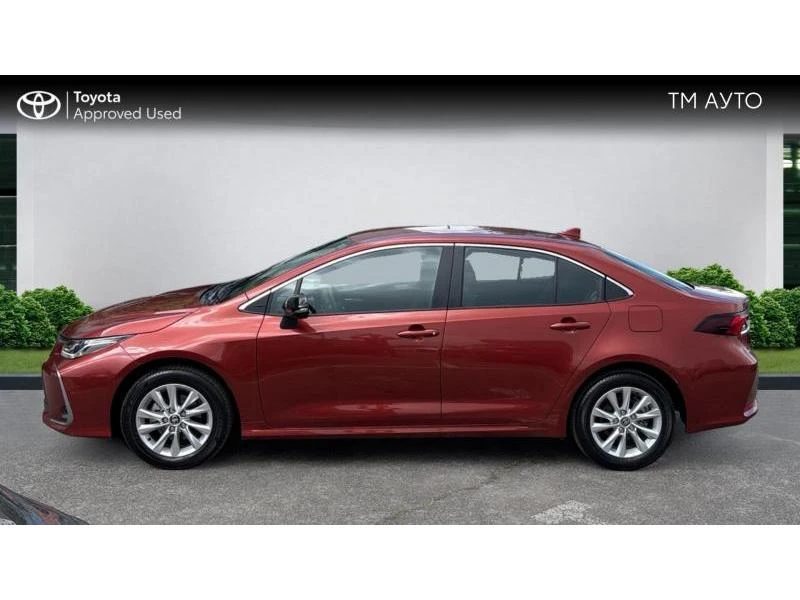 Toyota Corolla SDN 1.5 6MT EXECUTIVE MY25 - НОВА, снимка 3 - Автомобили и джипове - 54843877