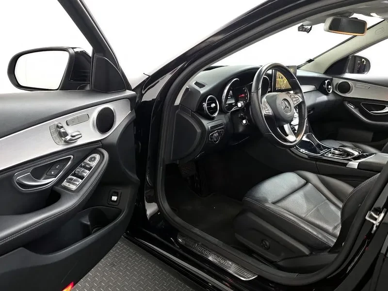 Mercedes-Benz C 200 W205 C200, снимка 10 - Автомобили и джипове - 54918234