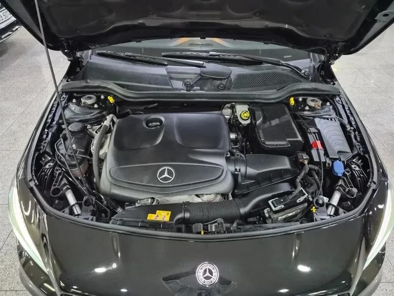 Mercedes-Benz CLA 220 Amg Line, снимка 6 - Автомобили и джипове - 55787553