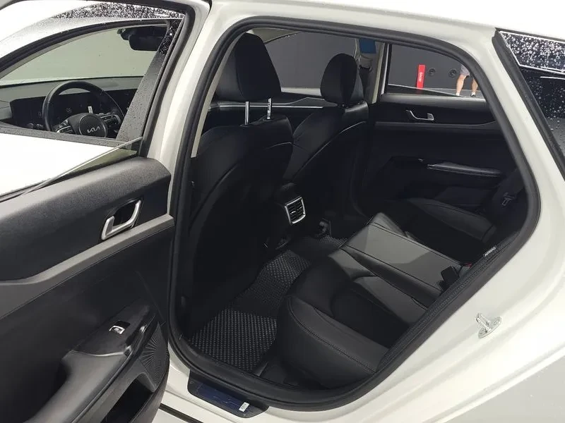Kia K5 2.0 Lpi Trendy, снимка 12 - Автомобили и джипове - 55886726