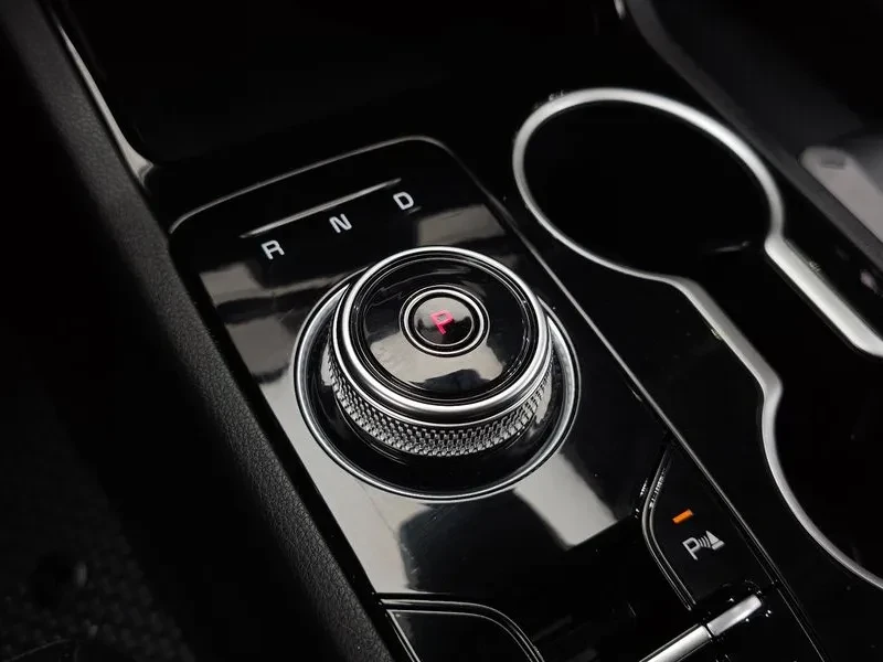 Kia K5 2.0 Lpi Trendy, снимка 9 - Автомобили и джипове - 55886726