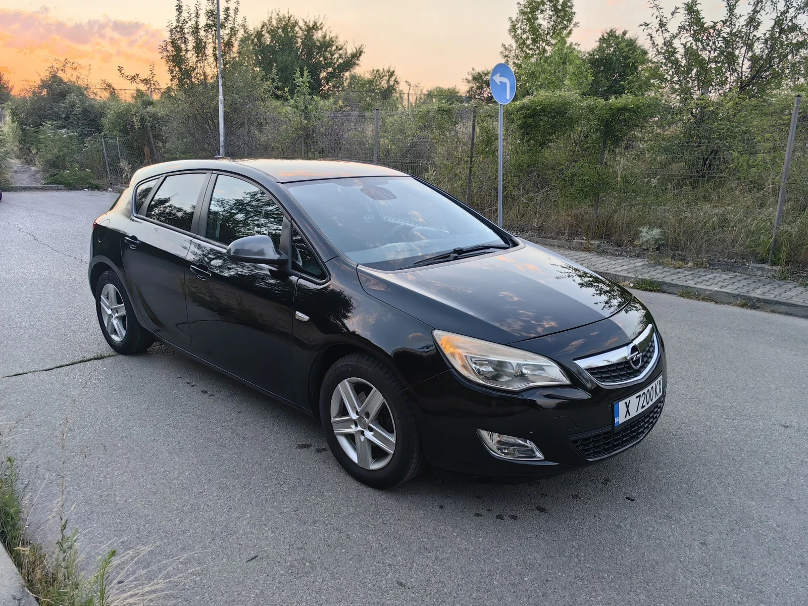 Opel Astra 1.4 i ГАЗ, снимка 1