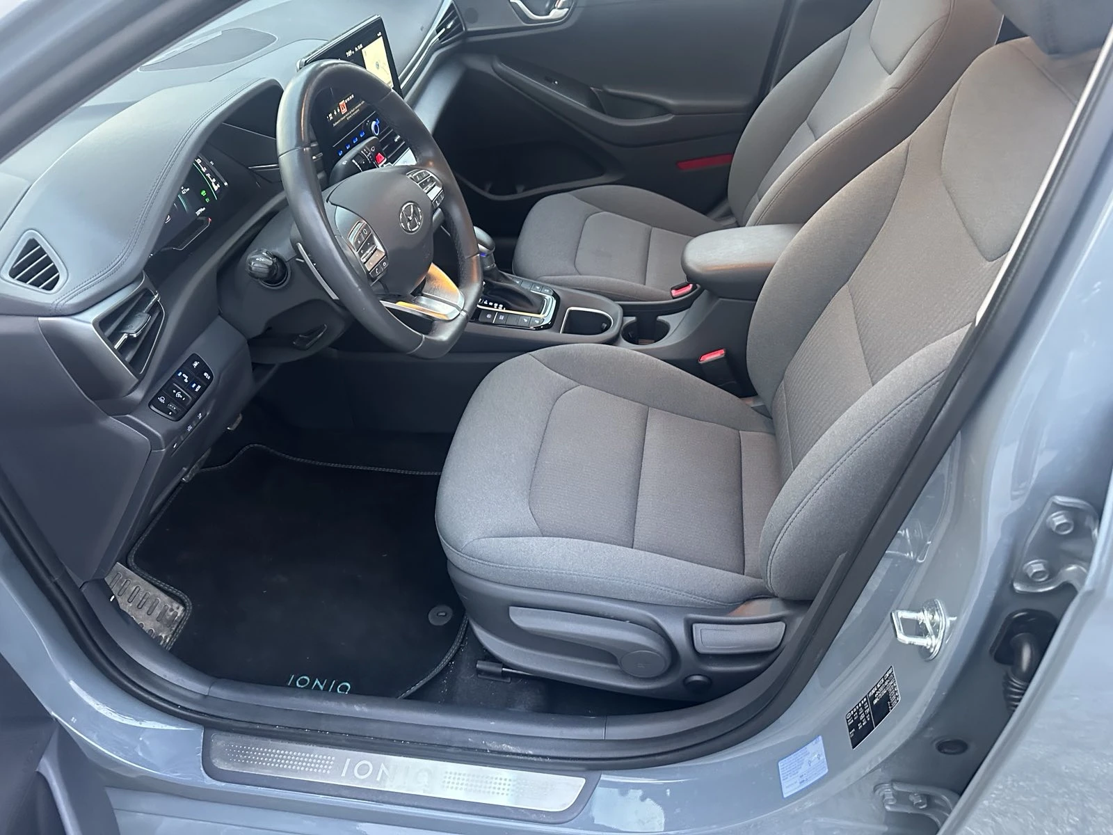 Hyundai Ioniq 1.6 Gdi Plug-In Hybrid Premium - изображение 10