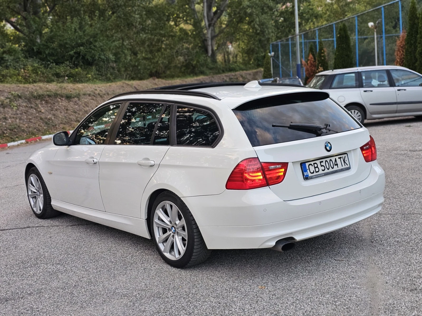 BMW 320 Navi/Panorama/Keyless | Mobile.bg   5