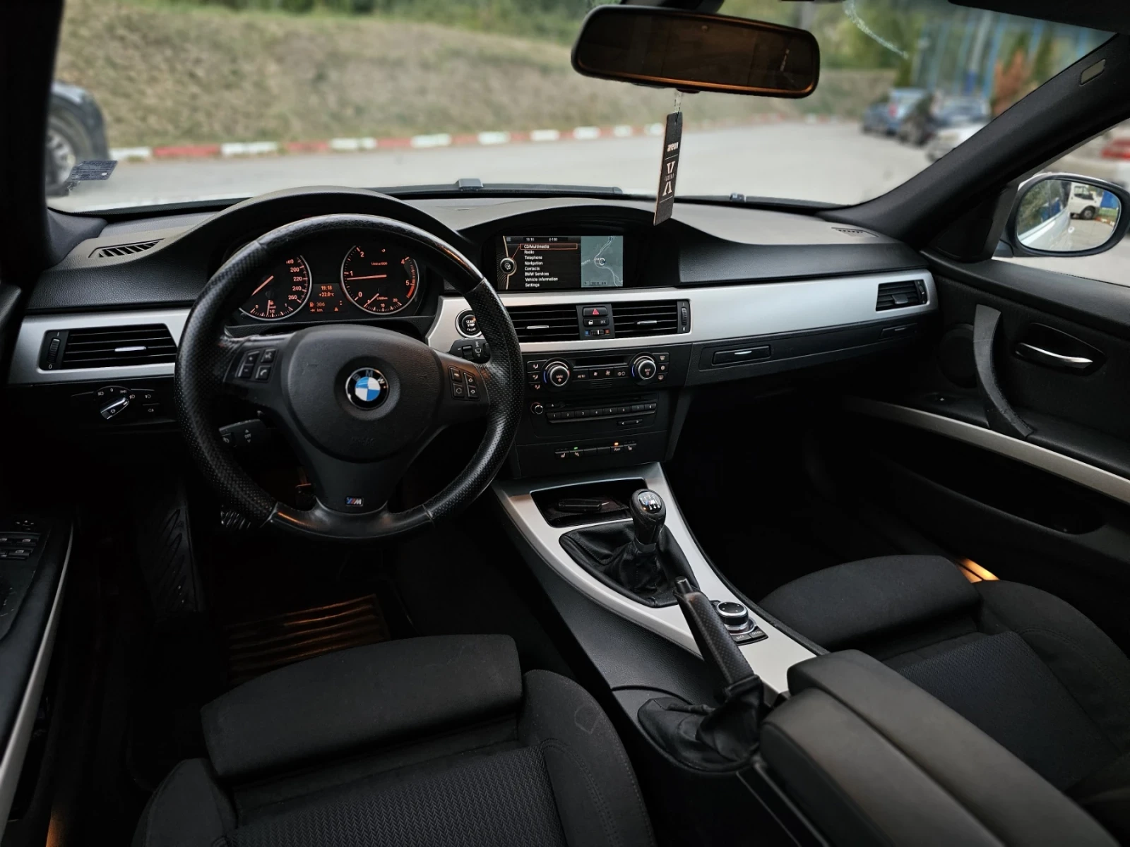 BMW 320 Navi/Panorama/Keyless | Mobile.bg   11