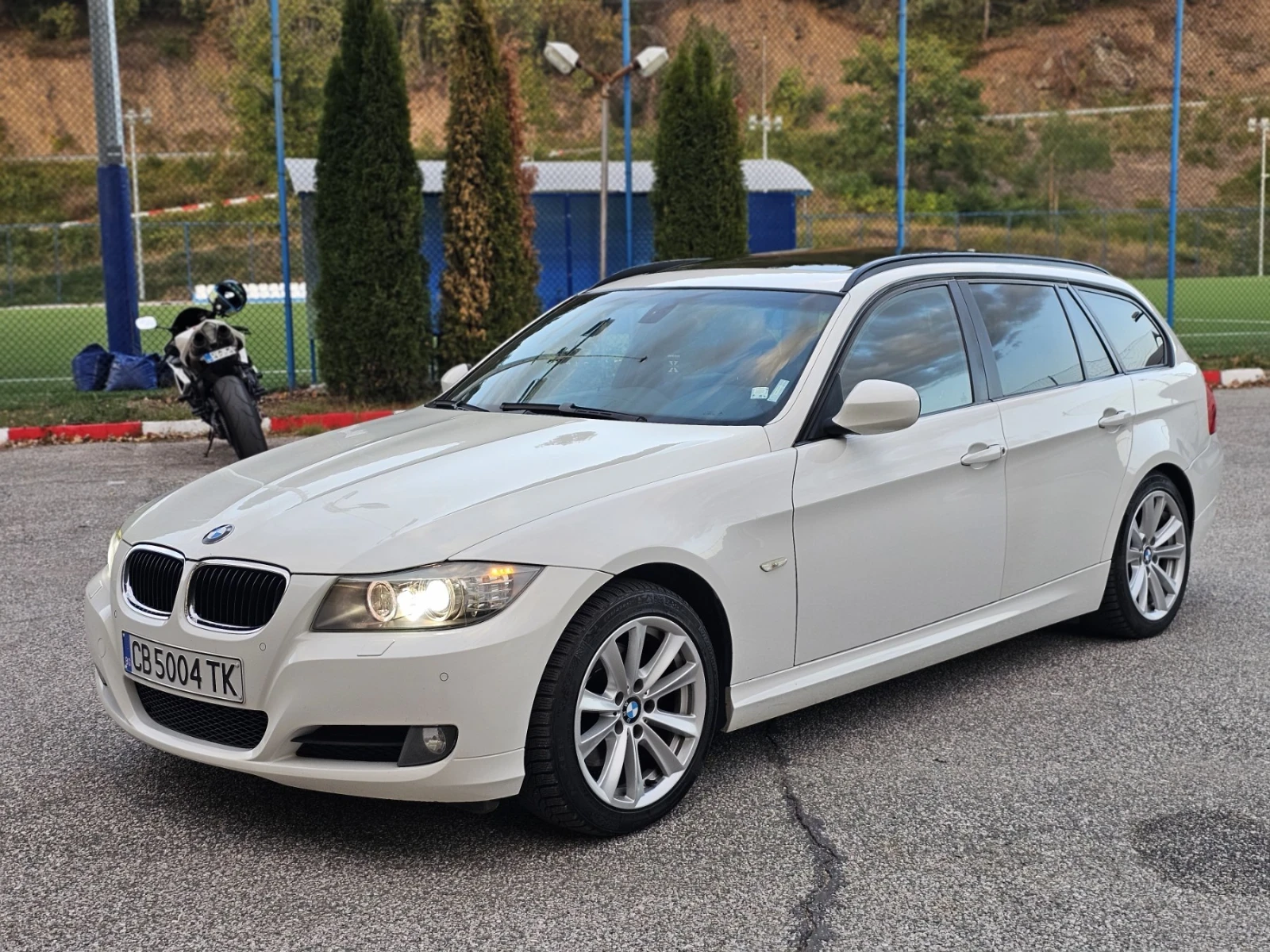 BMW 320 Navi/Panorama/Keyless | Mobile.bg   3